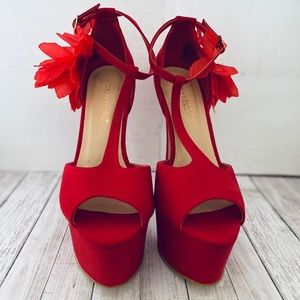 Beautiful vibrant red ankle strap!